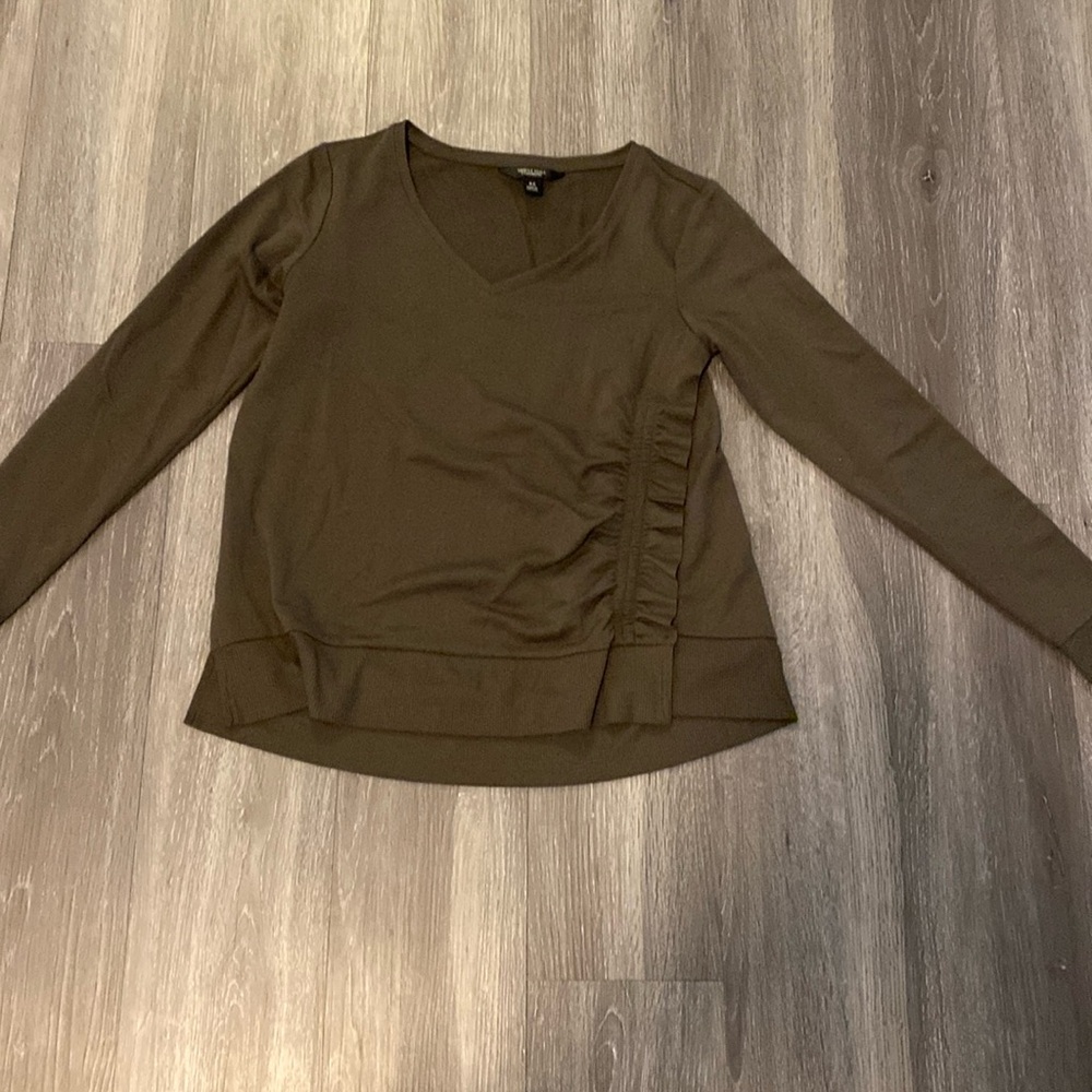 Simply Vera wang size xs sweatshirt